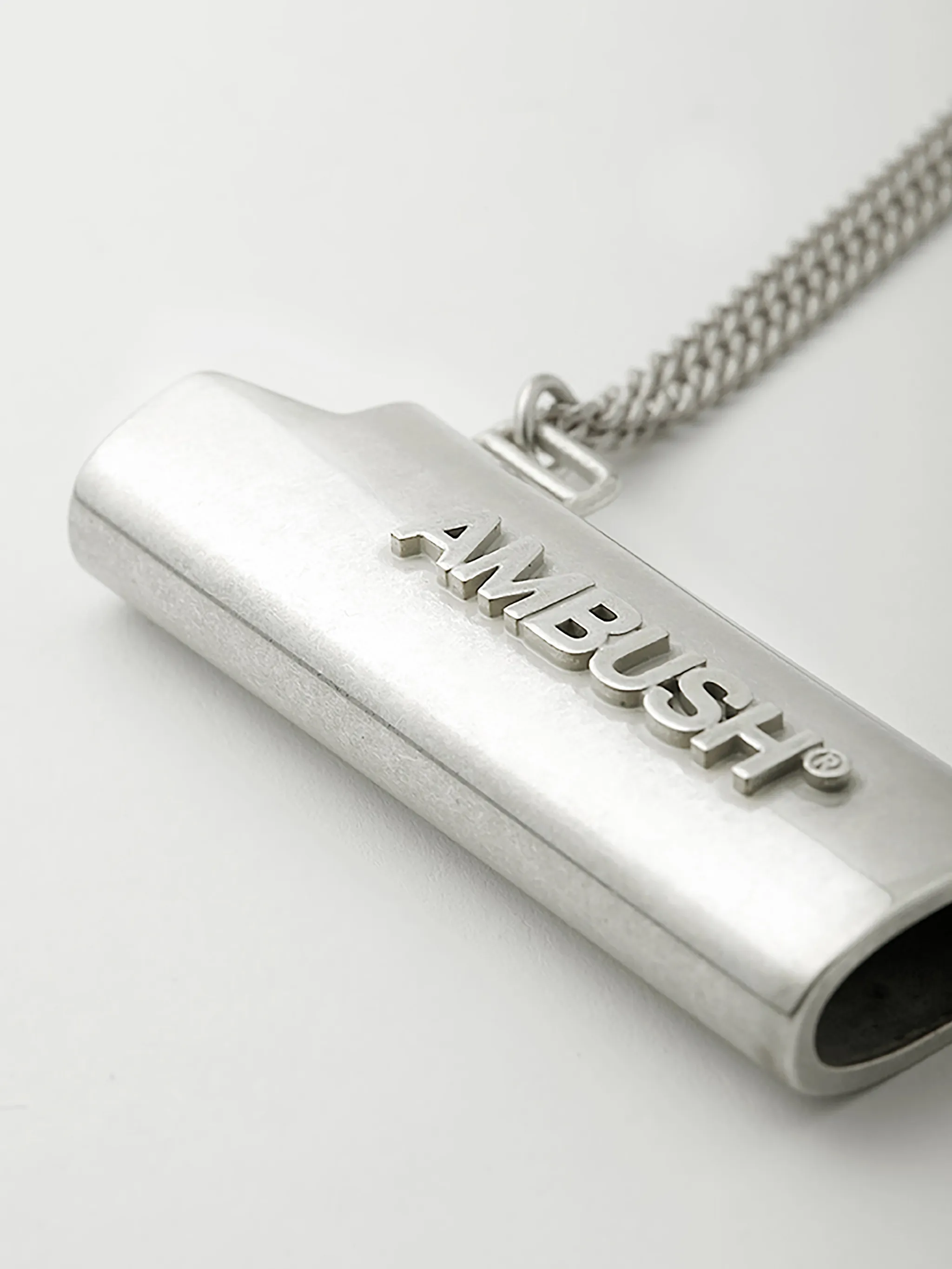 SS21 LOGO LIGHTER CASE NECKLACE