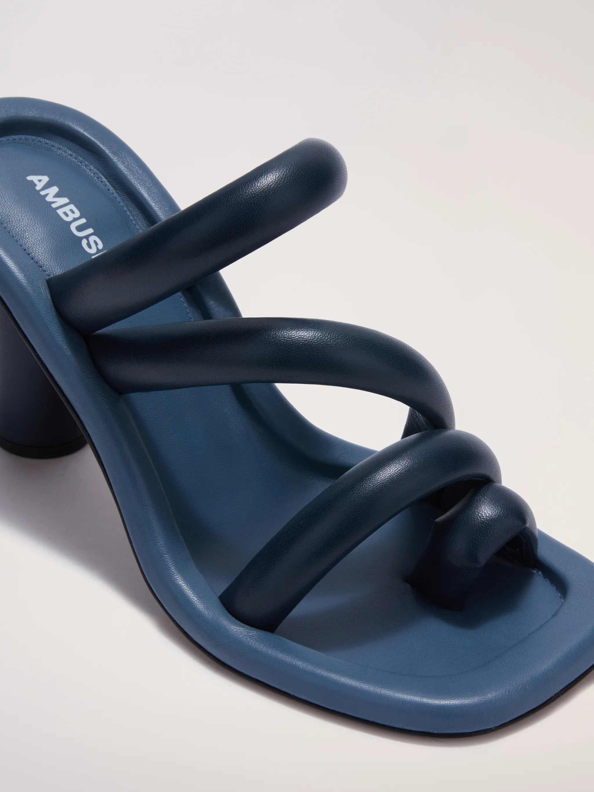 STRAP HEEL SANDAL