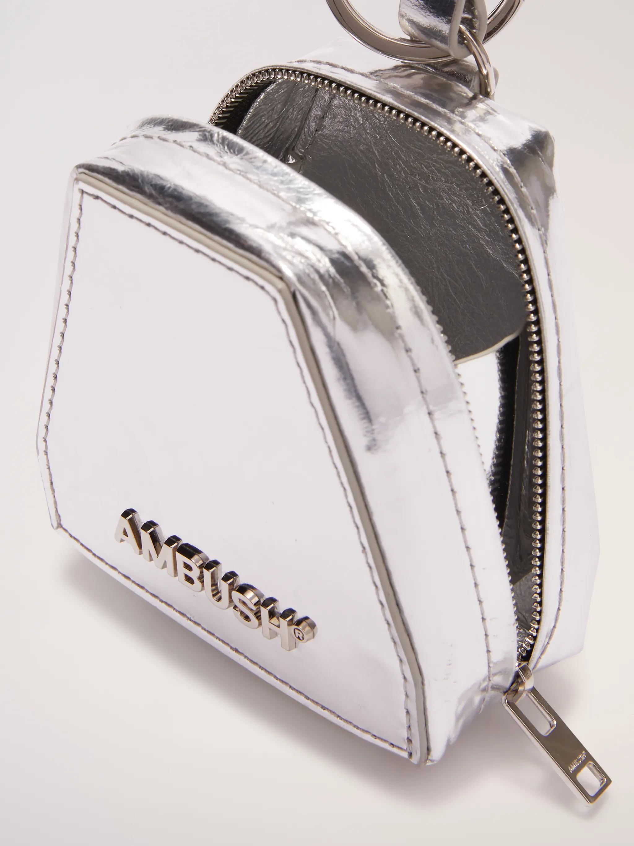 TRi POUCH