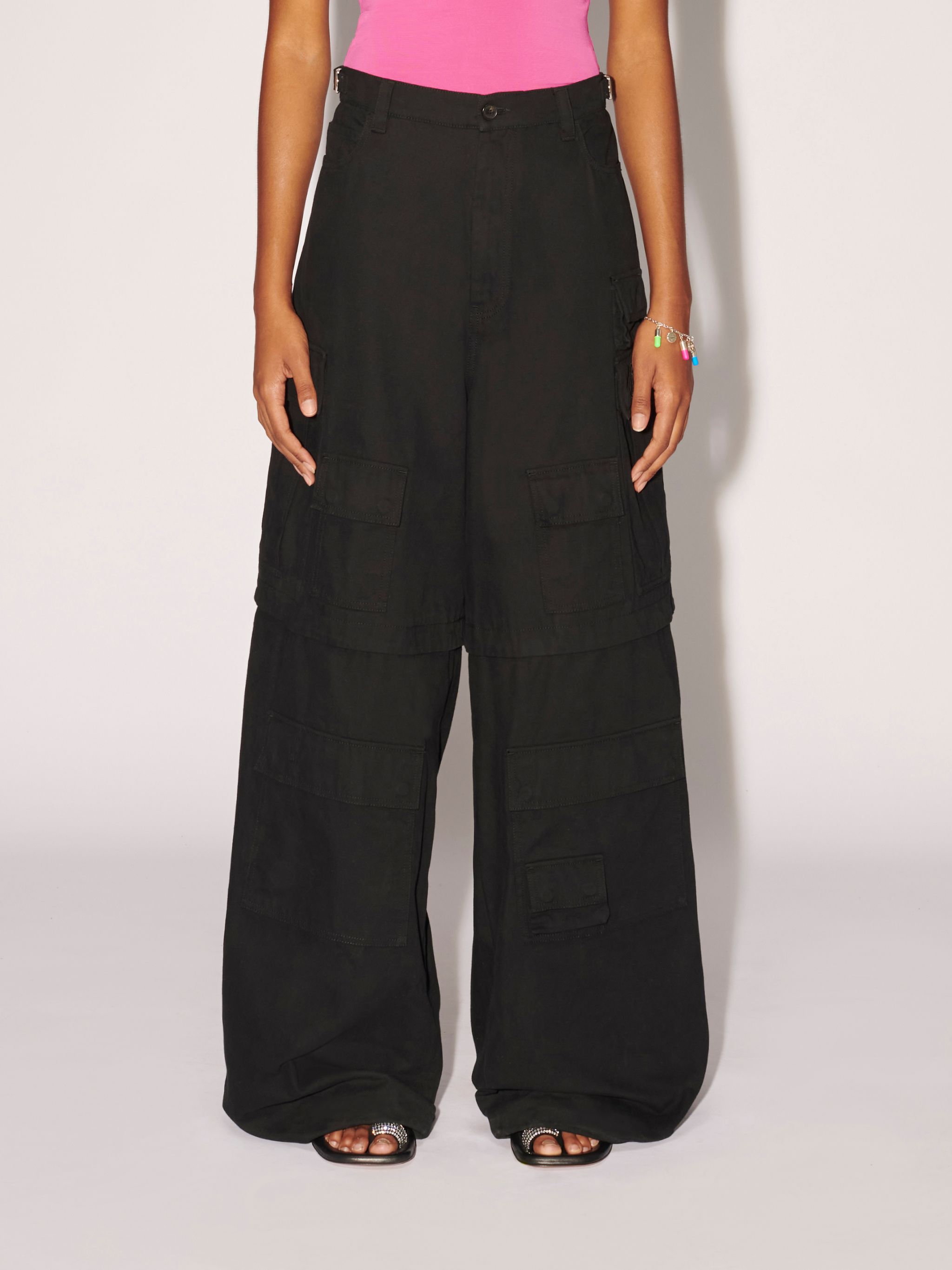 wide cargo pants