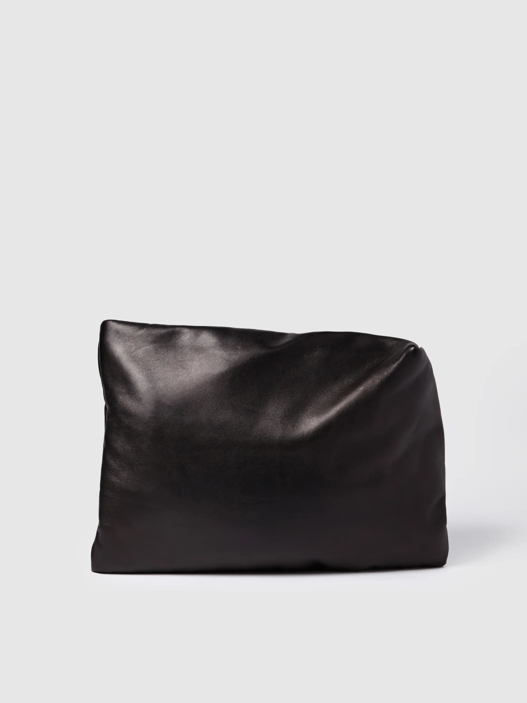 WRAP CLUTCH