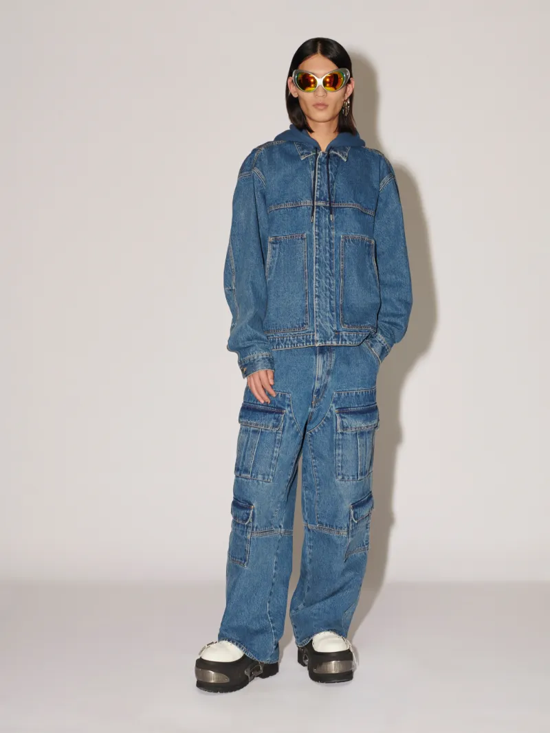 连帽工装牛仔夹克