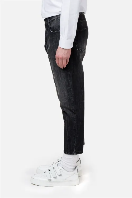 carrot fit jeans black