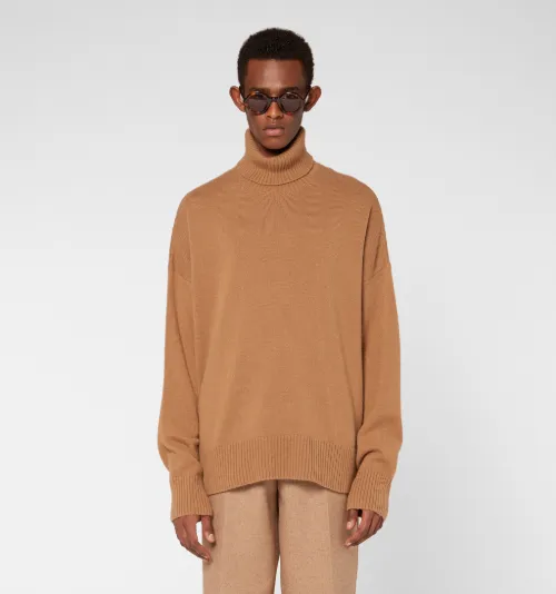 Ami oversized 2024 turtleneck sweater