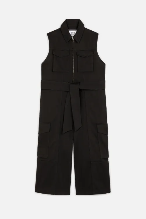 jumpsuit worker