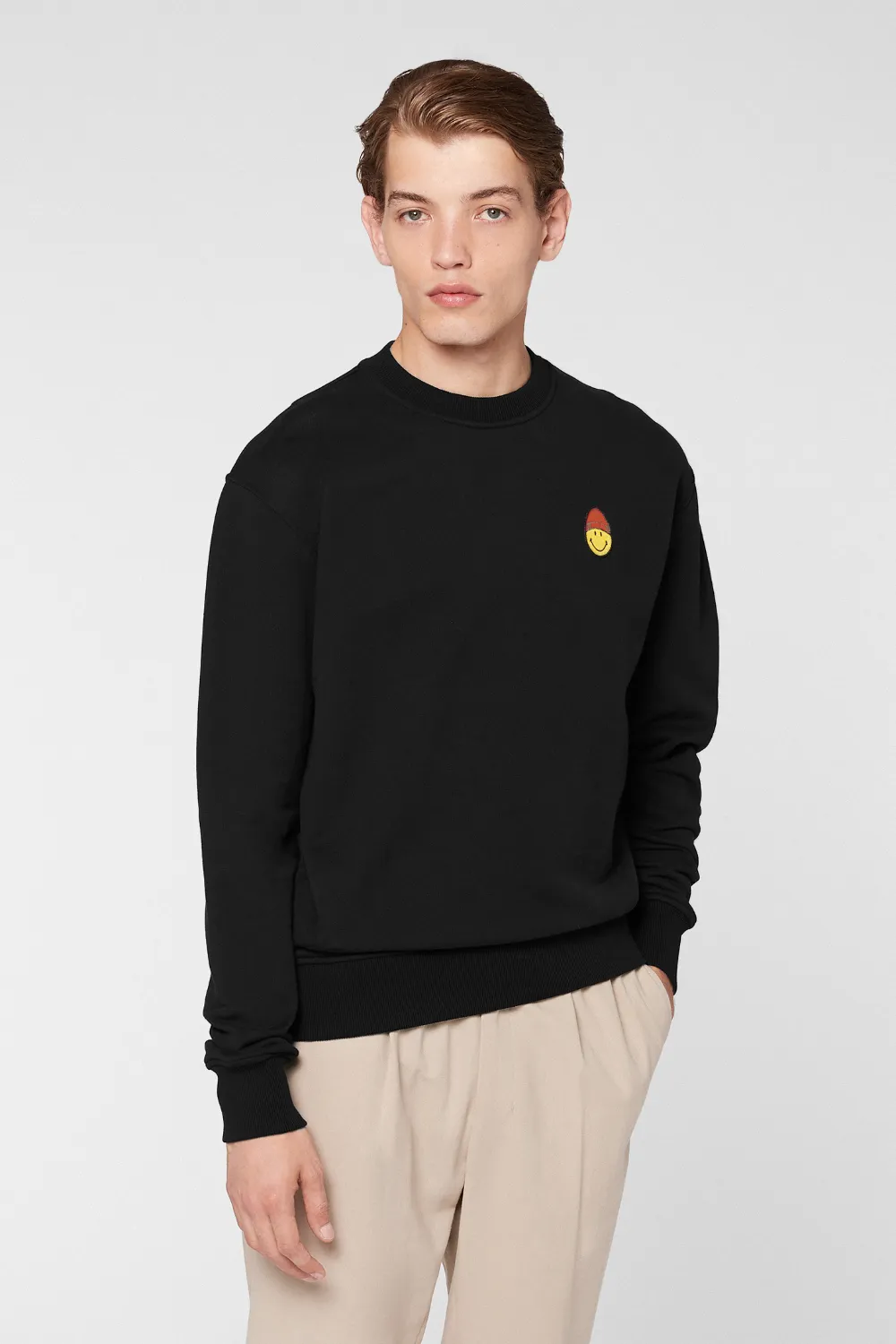 ami smiley sweatshirt