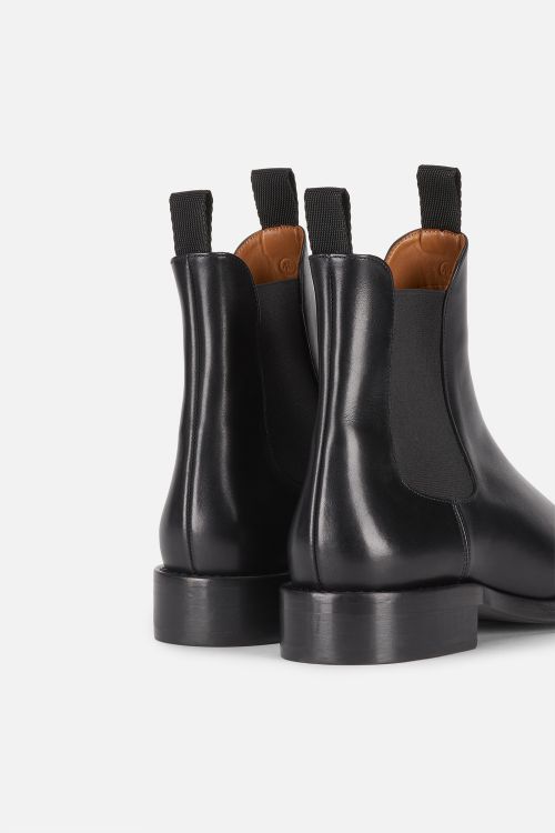 ami chelsea boots