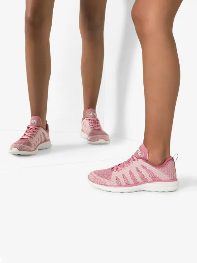 apl sneakers pink