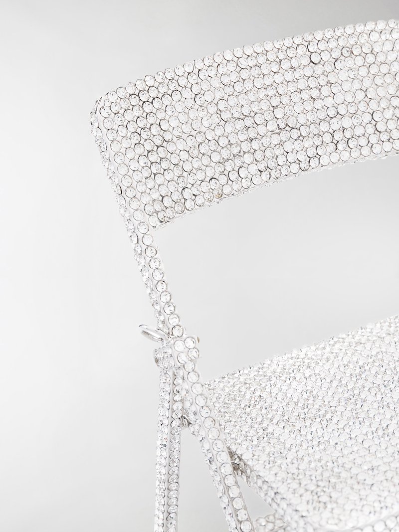 Area Crystal Chair Bag Silver Modes