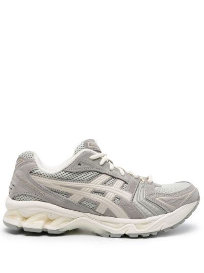 Shops asics si