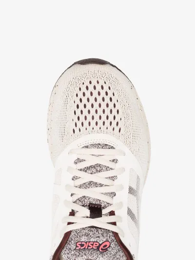 asics sakura roadhawk