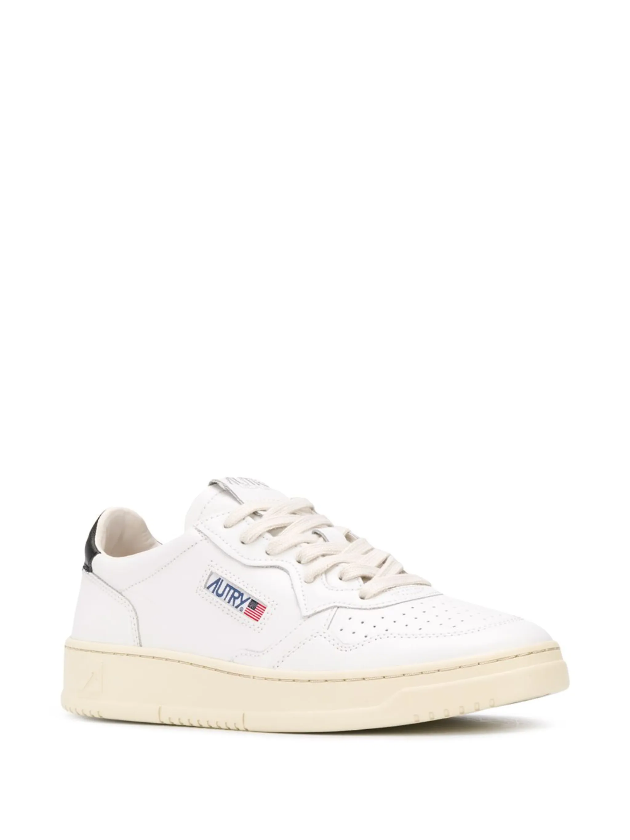 medalist shoes