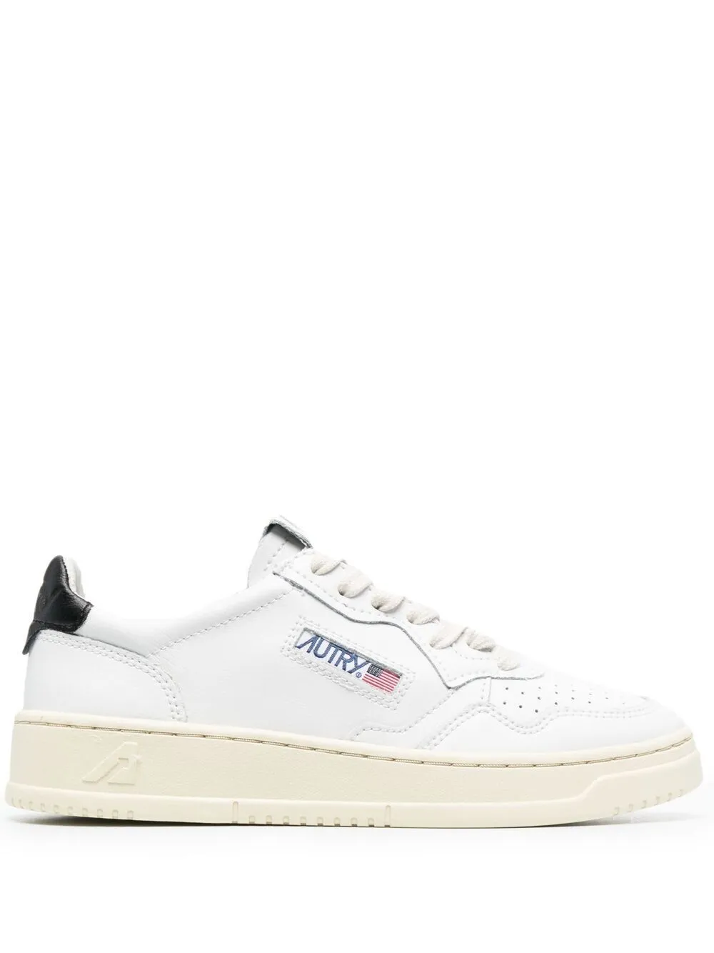 medalist shoes