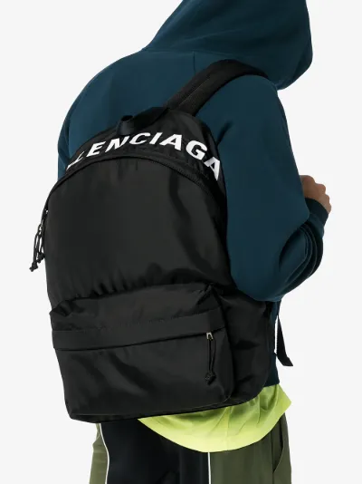 small rucksack with wheels