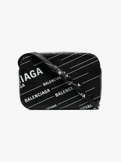 black everyday purse