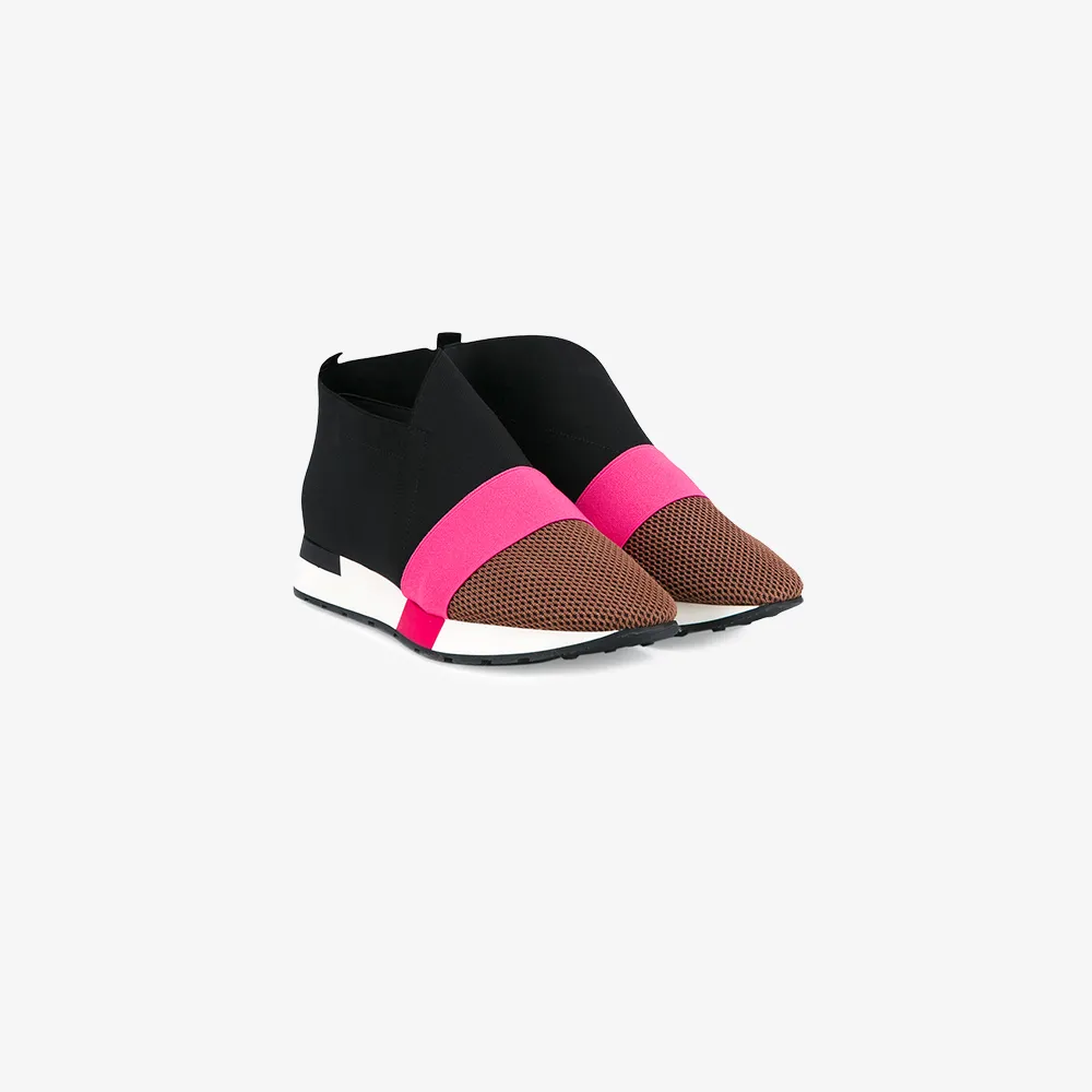wedge heel runners