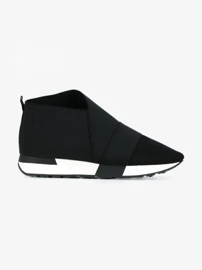 wedge heel runners