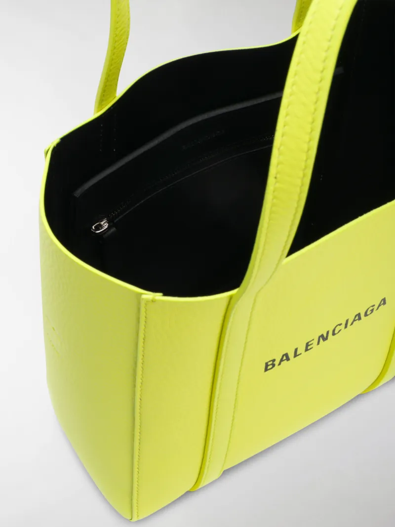 Balenciaga Everyday Tote XXS bag green | MODES