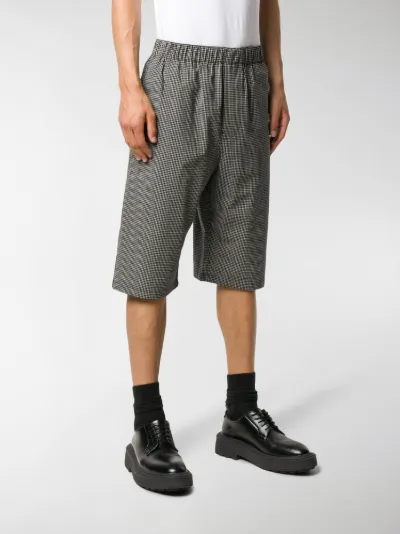 shorts suit
