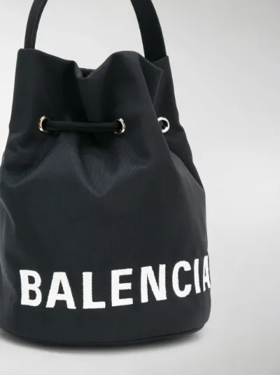 bucket balenciaga