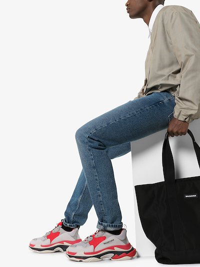 BALENCIAGA BALENCIAGA BLACK TRIPLE S SNEAKERS