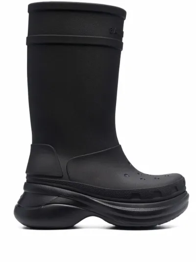crocs rain boots size 9