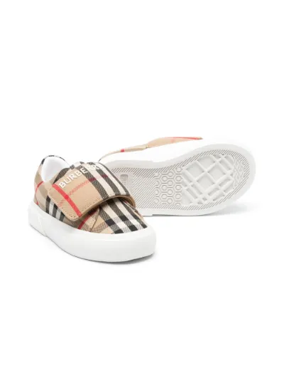 Burberry on sale sandals baby