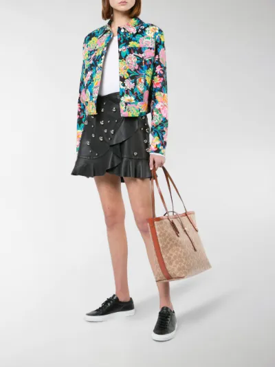 market tote in signature canvas