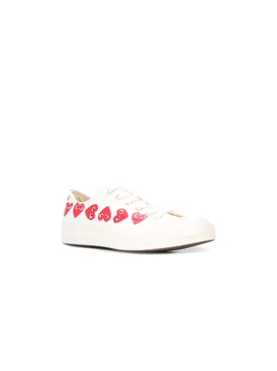 play heart sneakers