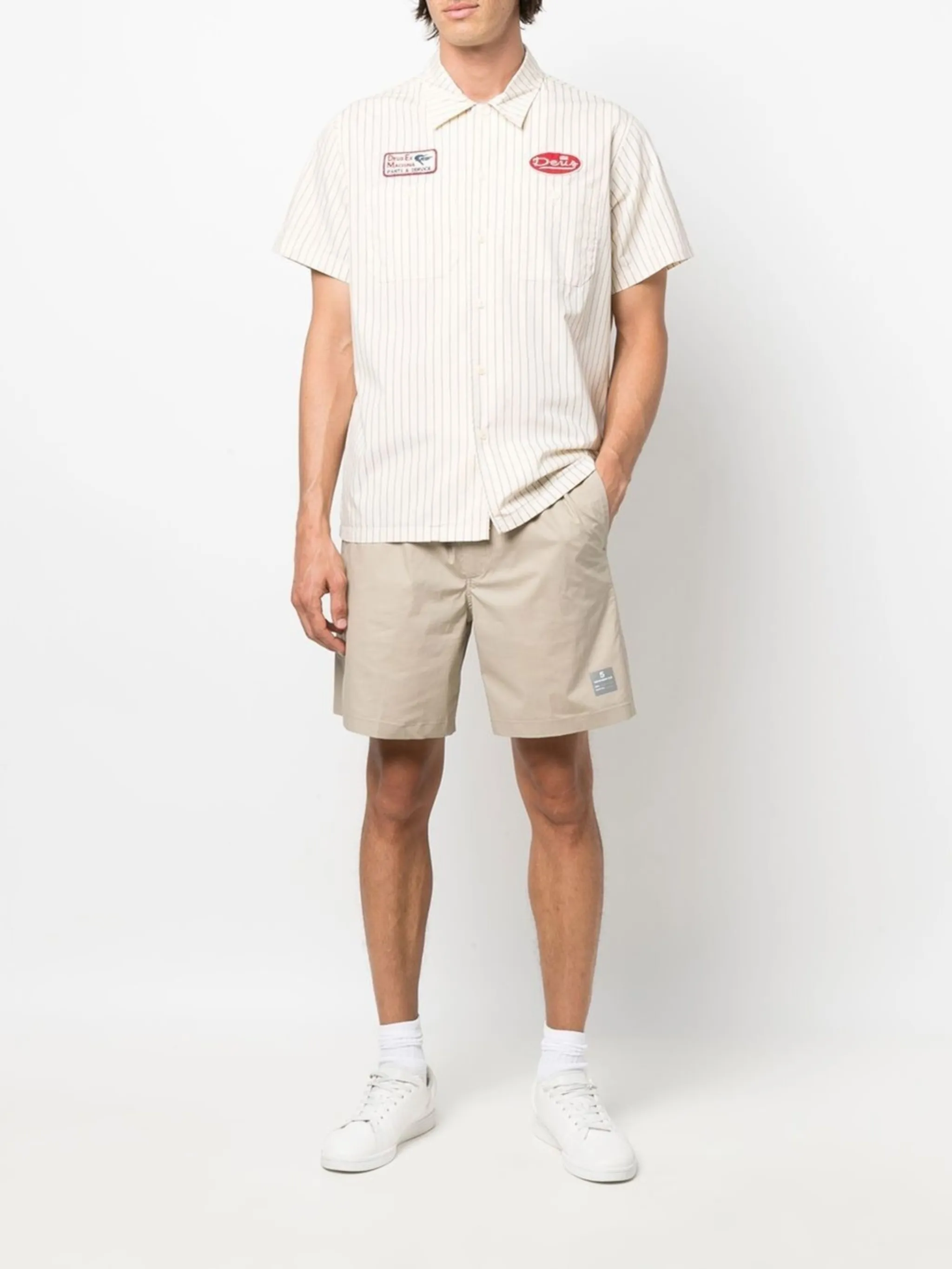 Deus Ex Machina chest logo-patch detail shirt | Eraldo.com US