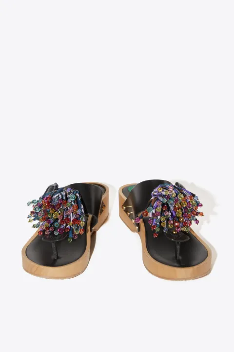 pom pom slide sandals