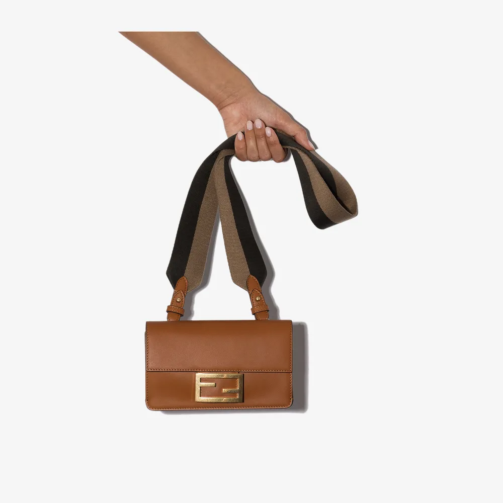 fendi flat baguette