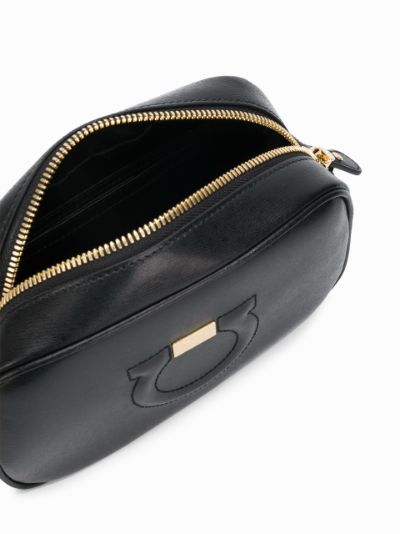 Ferragamo gancio discount camera bag