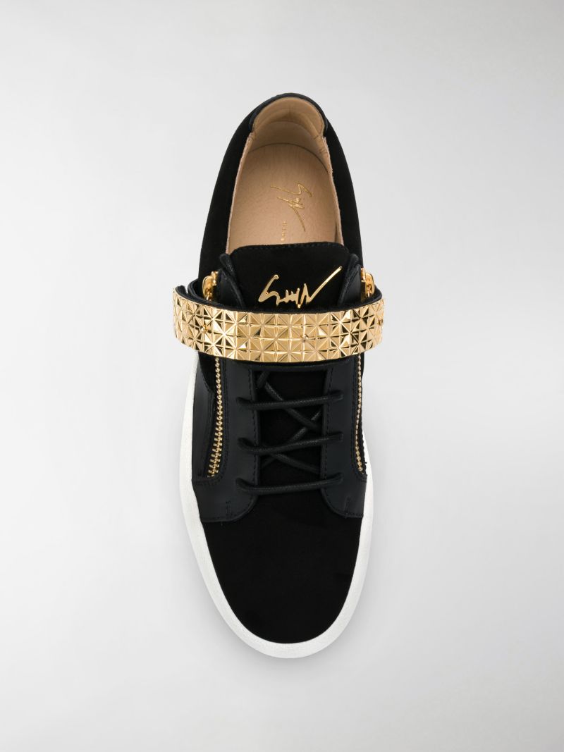 giuseppe zanotti archer