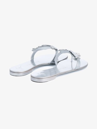 pumps with wedge