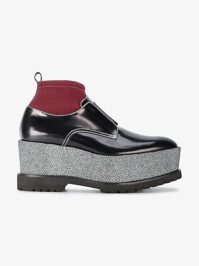 black flatform boots