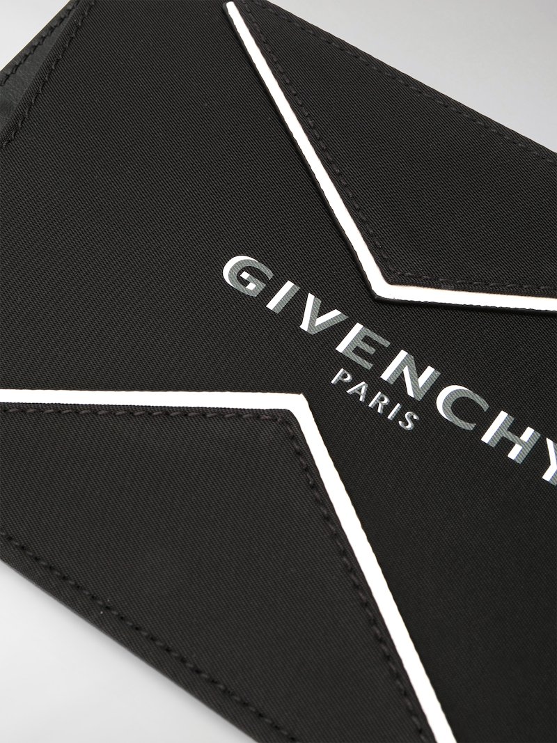 Givenchy Iphone Wallet Necklace Black Modes