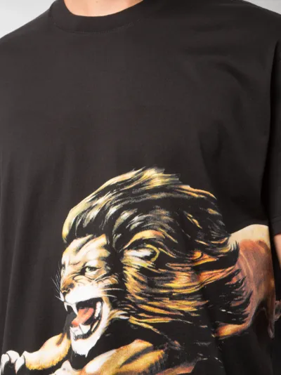 givenchy lion print t shirt