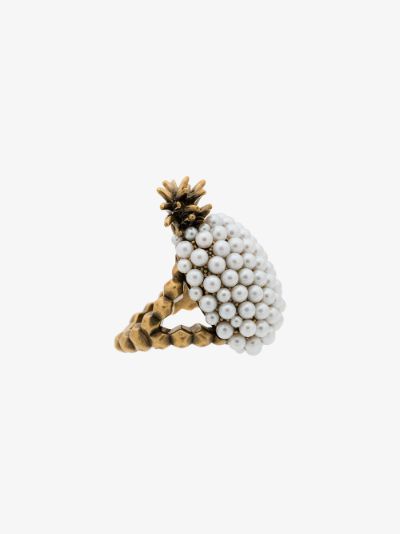 faux pearl embellished pineapple ring展示图