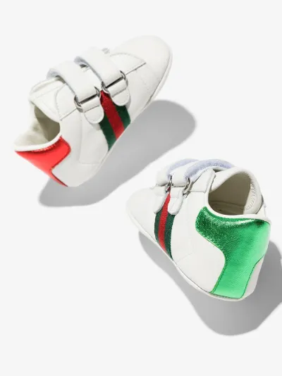 scarpe blu fondo beige con stelle e strisce laterali blu e rosse - Gucci -  Maramao