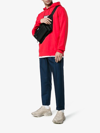 outfit gucci rhyton