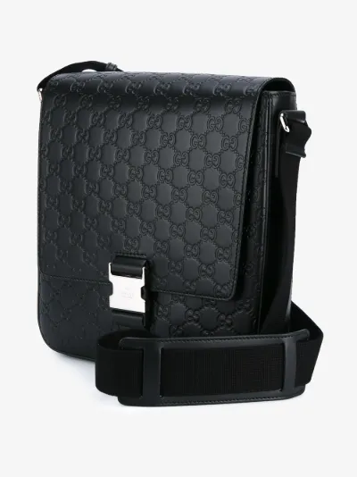 gucci signature messenger