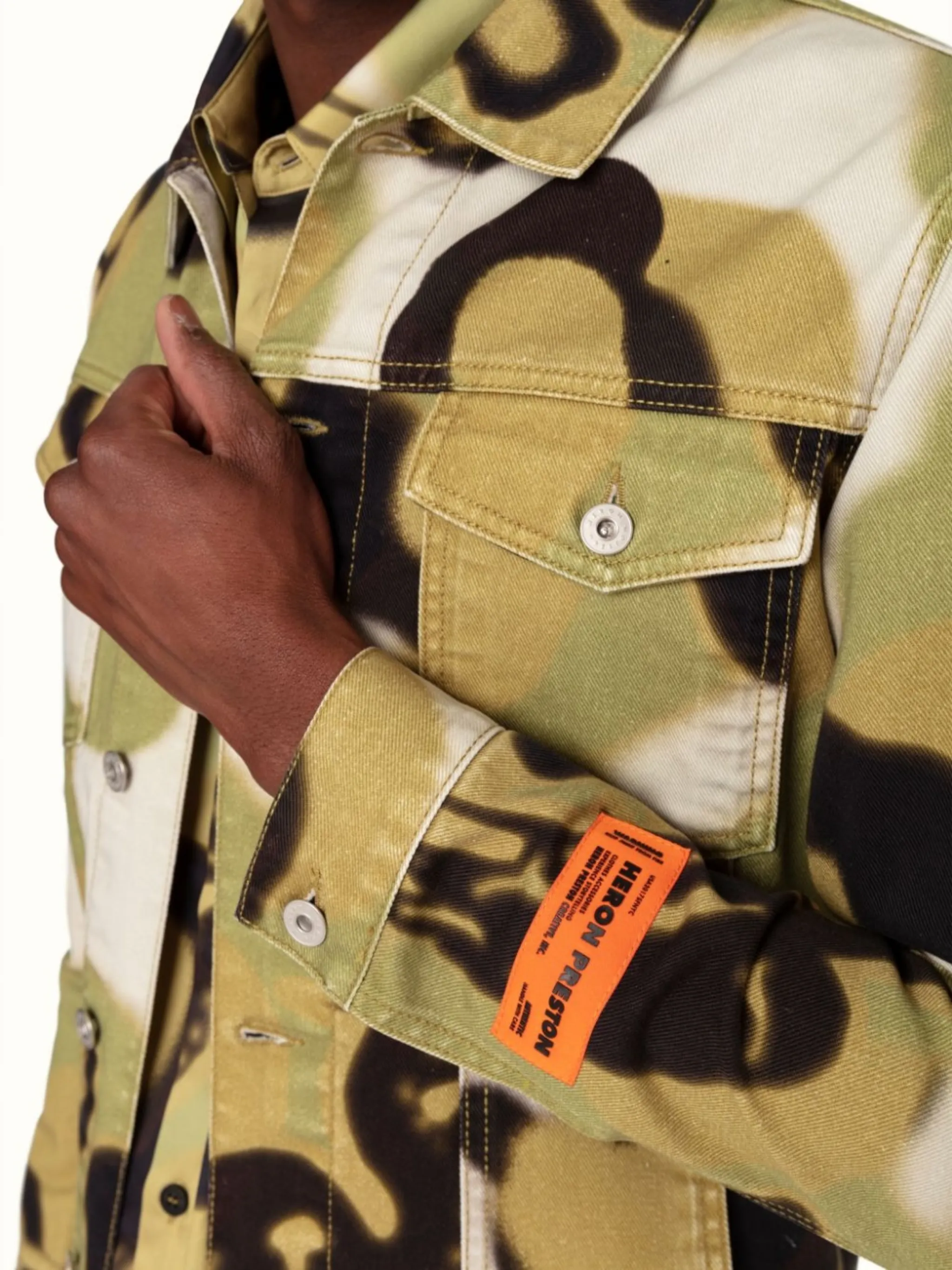 camouflage-print denim jacket
