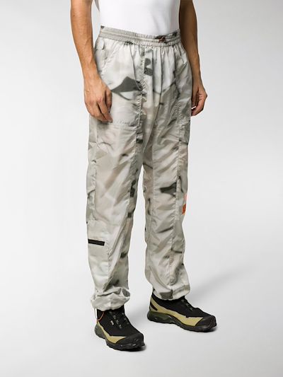 track pants camo
