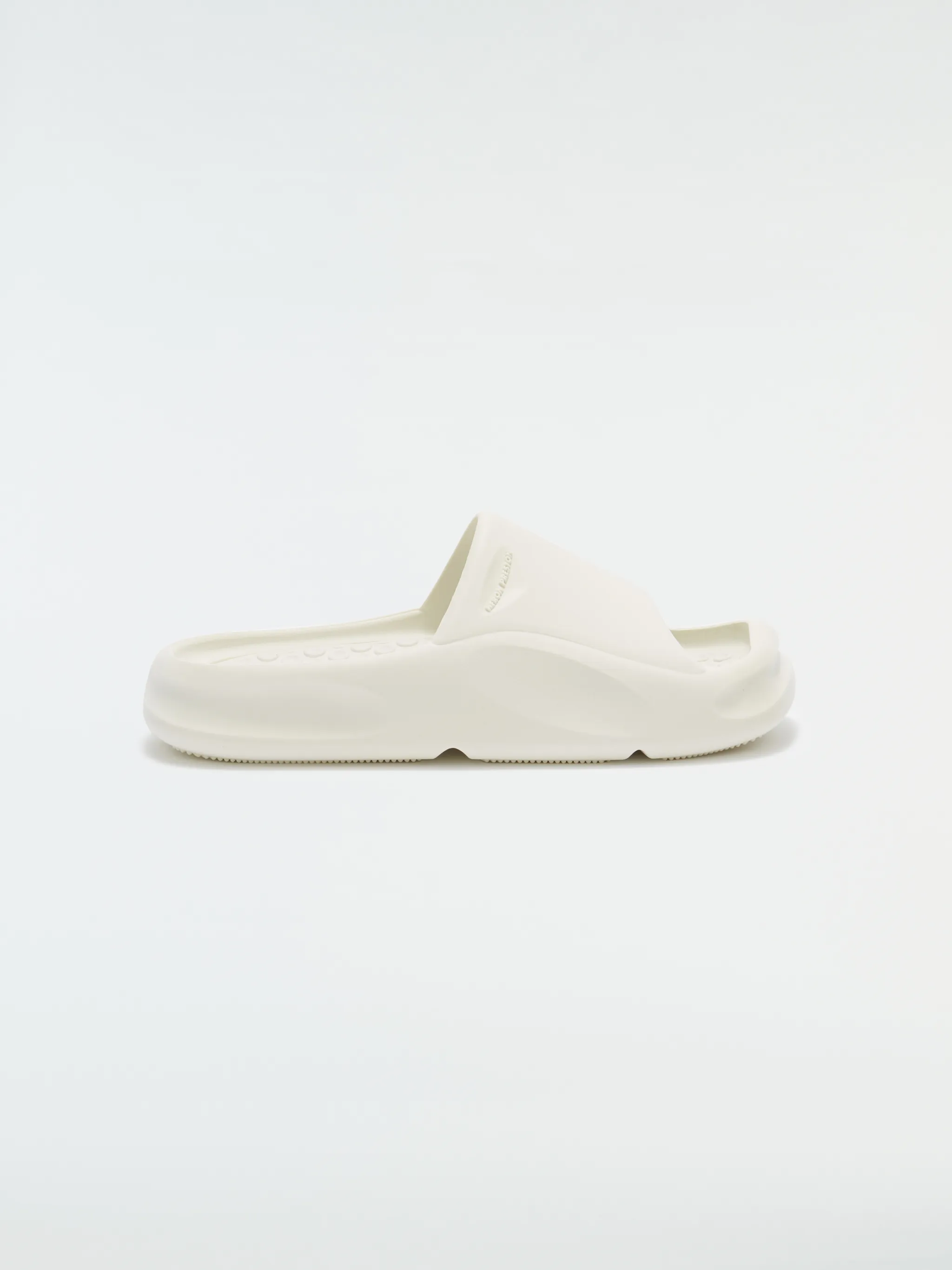 ECO MOULDED SLIDER