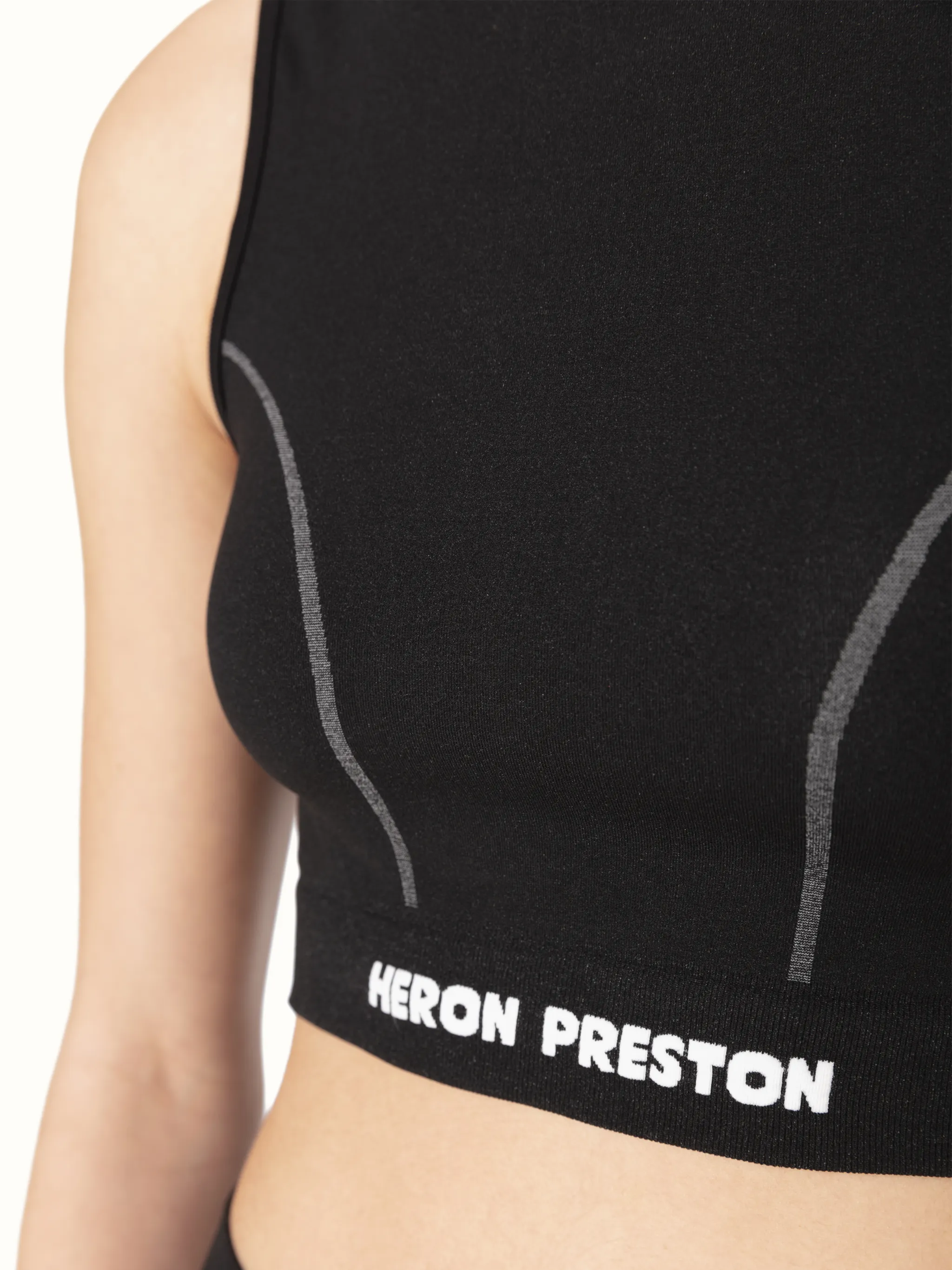 LOGO ACTIVE SLEEVELESS TOP
