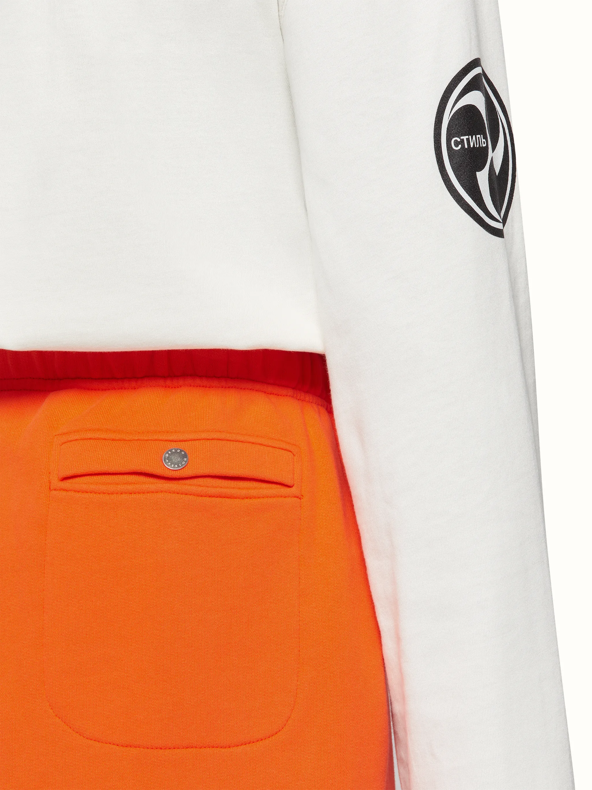SWEATSHORTS LOGO