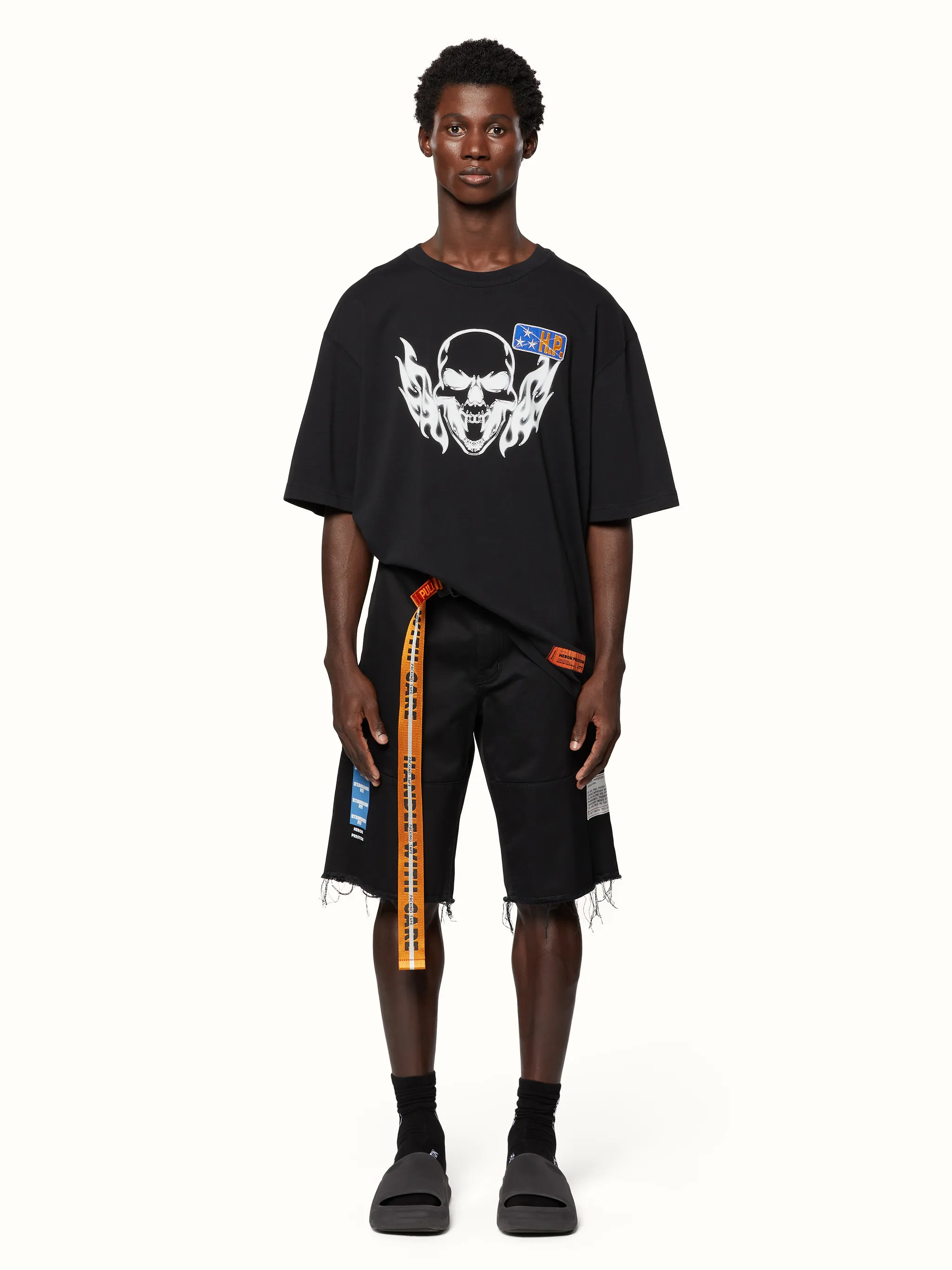 TEE REG FLAMING SKULL