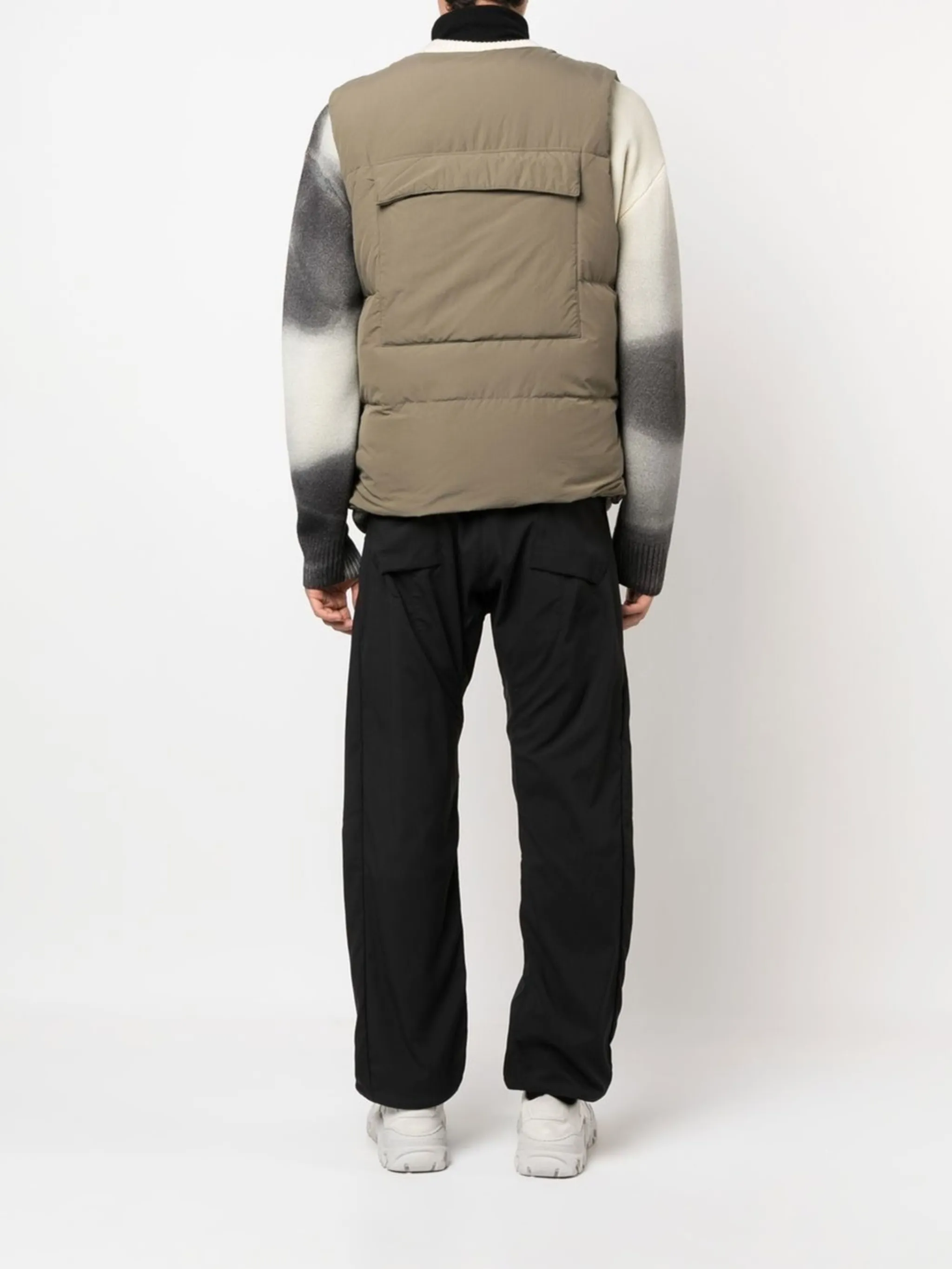 ih-nom-uh-nit-military-vest- 