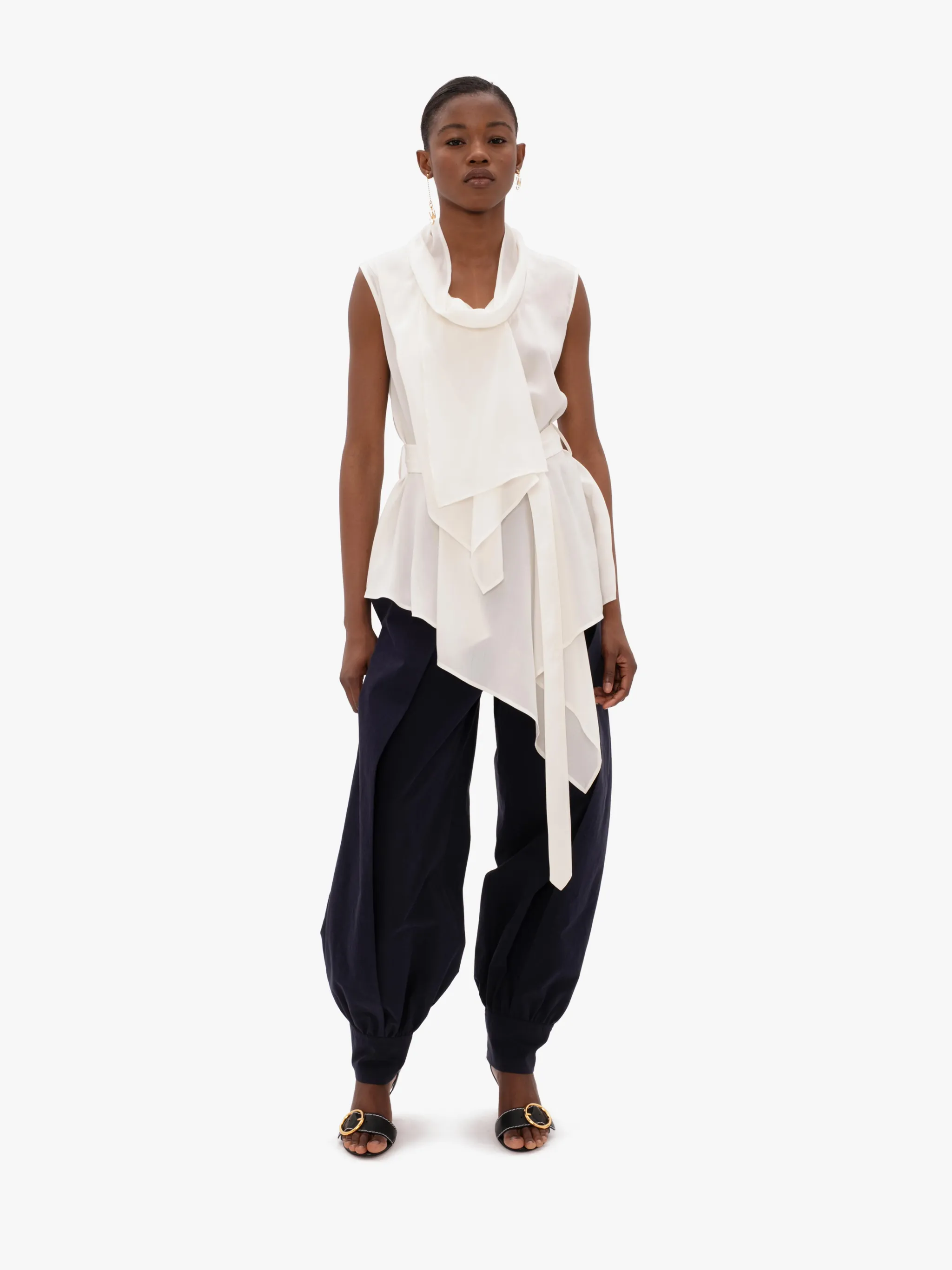 jw-anderson-draped-neck-sleeveless-top_15766564_30664043_2048.jpg